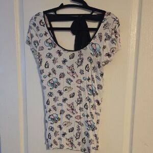 Patterned Women's Top with Black Accents